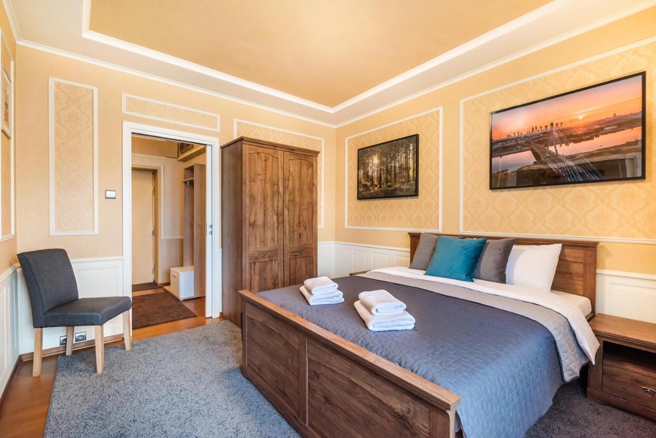 City Centre Open View Apartment Varşovia Exterior foto